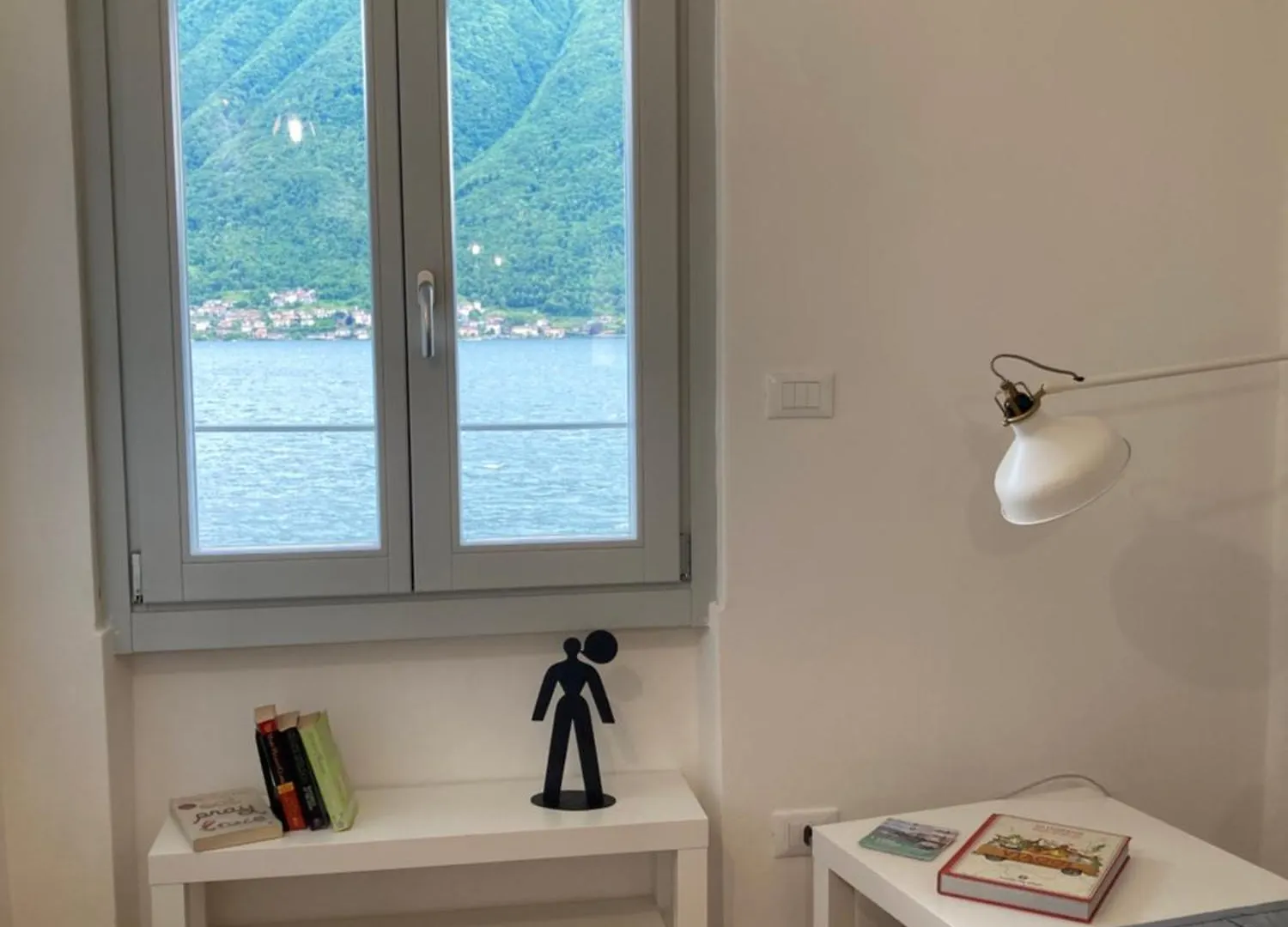 Appartement Da Mirella Apri La Finestra E Innamorati Del Lago! Colonno