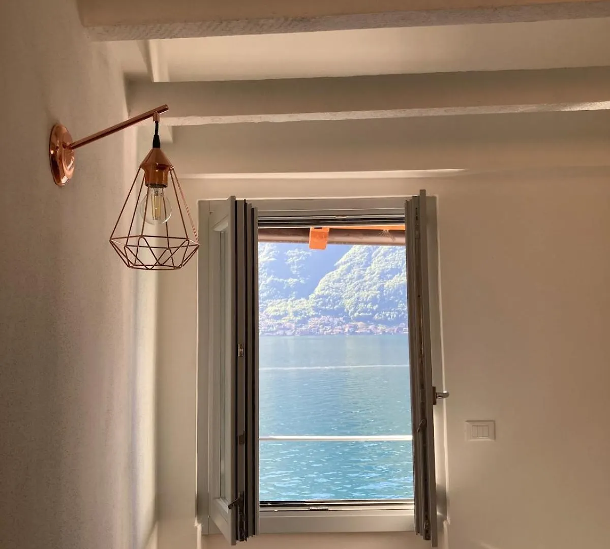 Appartement Da Mirella Apri La Finestra E Innamorati Del Lago! Colonno